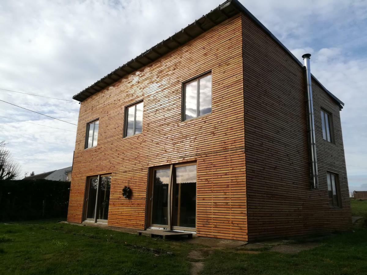 Maison Ecologique En Paille La Chapelle-Enchérie Exteriér fotografie
